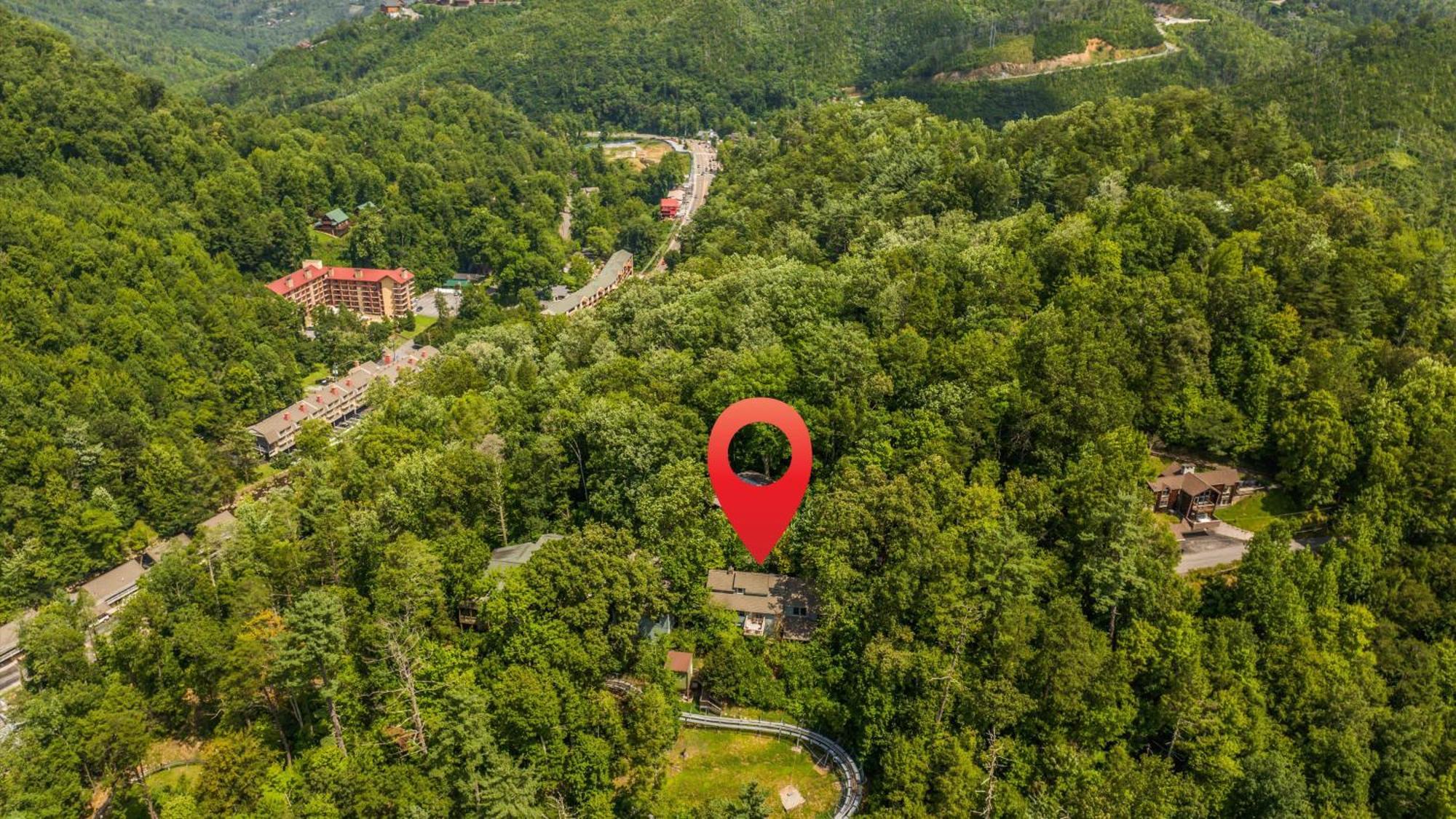 Whiskey Ridge Lodge: 1940s Gem with City Views and Custom Game Room Gatlinburg Exterior photo